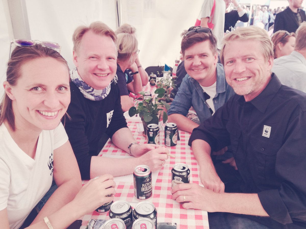 WWFdk's tweet photo. Der quizzes til den årlige ngo-quiz hos @ActionAidDK på #folkemødet 🖖 WWF regner med at vinde😉 #fmdk #forsjov https://t.co/i9rXrGm62W