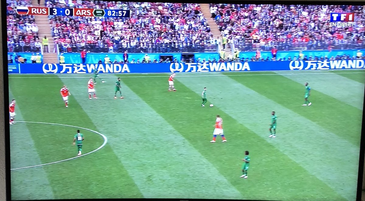 asalfomagic's tweet image. #RUSKSA La dernière fois j’ai vu un match plus nul que ça, c’était du handball. Pffff!!!