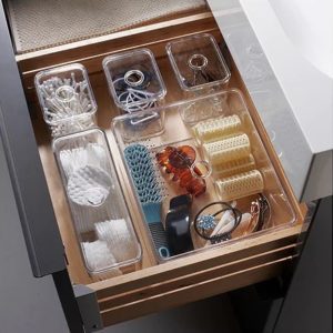 CÓMO ORGANIZAR EL BAÑO conordenylimpieza.com/como-organizar…