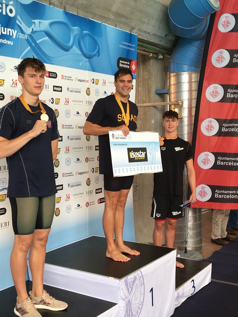 swimireland's tweet photo. National Centre (Dublin) athlete @CFergusonn99 takes bronze tonight in a world class 100 Backstroke field at the Barcelona @MareNostrumswim - awesome job by coaches @BenHigson1 @stevebeckerleg @JohnSquatson and support from @Inst_of_Sport @arenaUK_ - nowhere better to be! 🇮🇪 https://t.co/SJKYy5BiWB