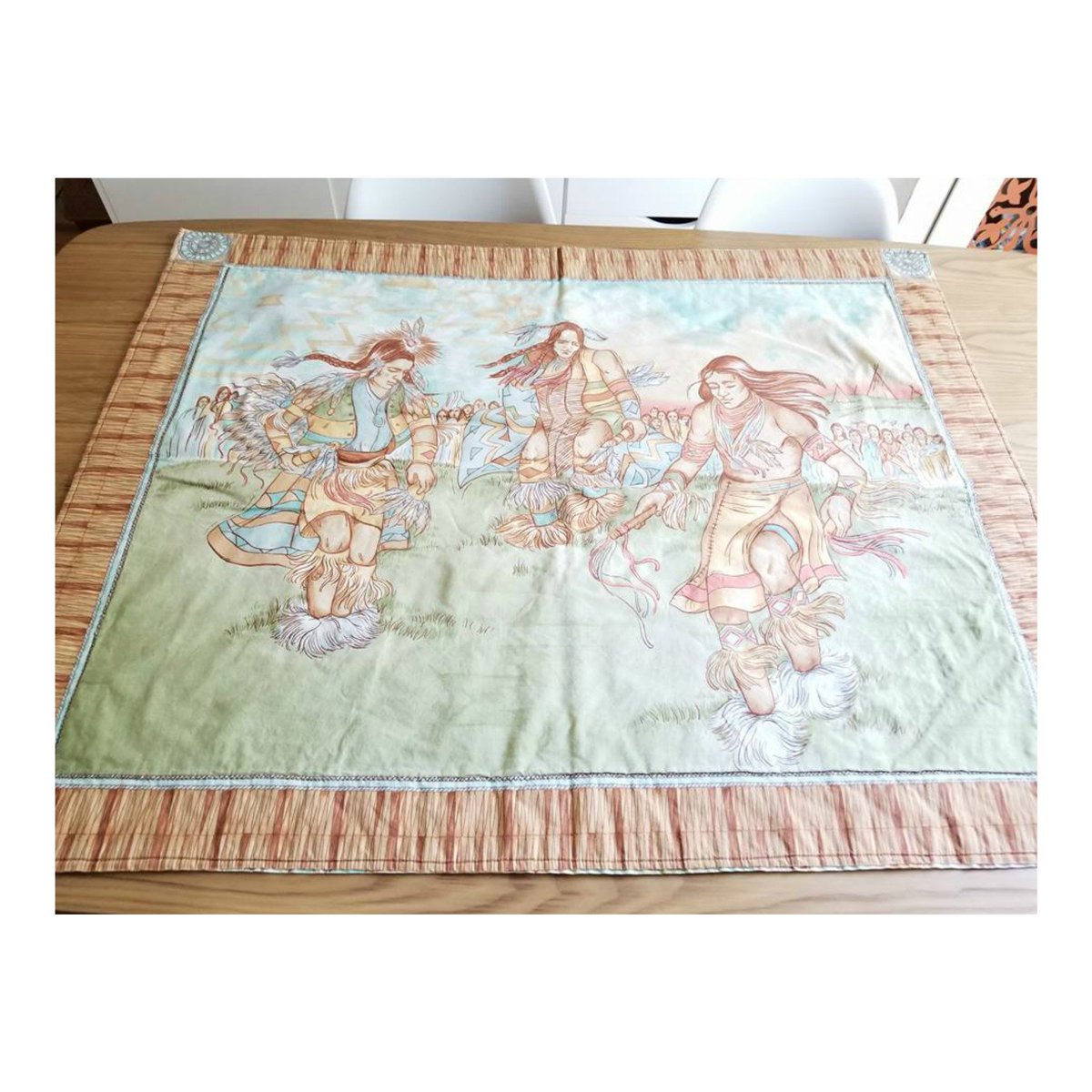 JunkYardBlonde's tweet photo. Native American Quilt, Handmade Native American Textile Wall Hanging, Nursery Blanket, American Indian Throw, Fabric Wall Hanging, 1980s https://t.co/XS1uUSSVGk #JunkYardBlonde #Etsysellsvintage #Gotvintage #NativeQuilt https://t.co/cuYkB0M5C2