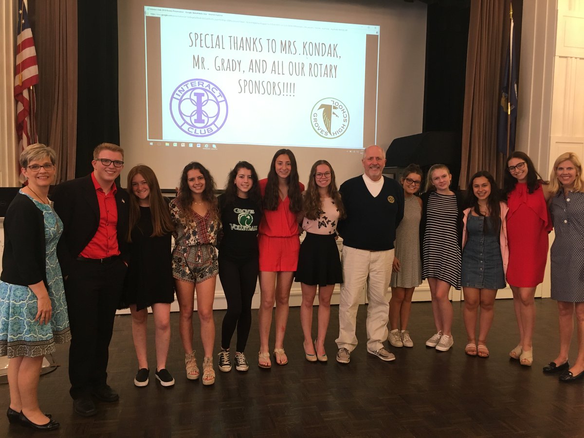 Seaholm Interact and Groves Interact Club end-of-year lunch. Thank you Birmingham Rotary!! <a href="/BirminghamPS/">Birmingham Schools</a> <a href="/Rotary/">Rotary International</a>