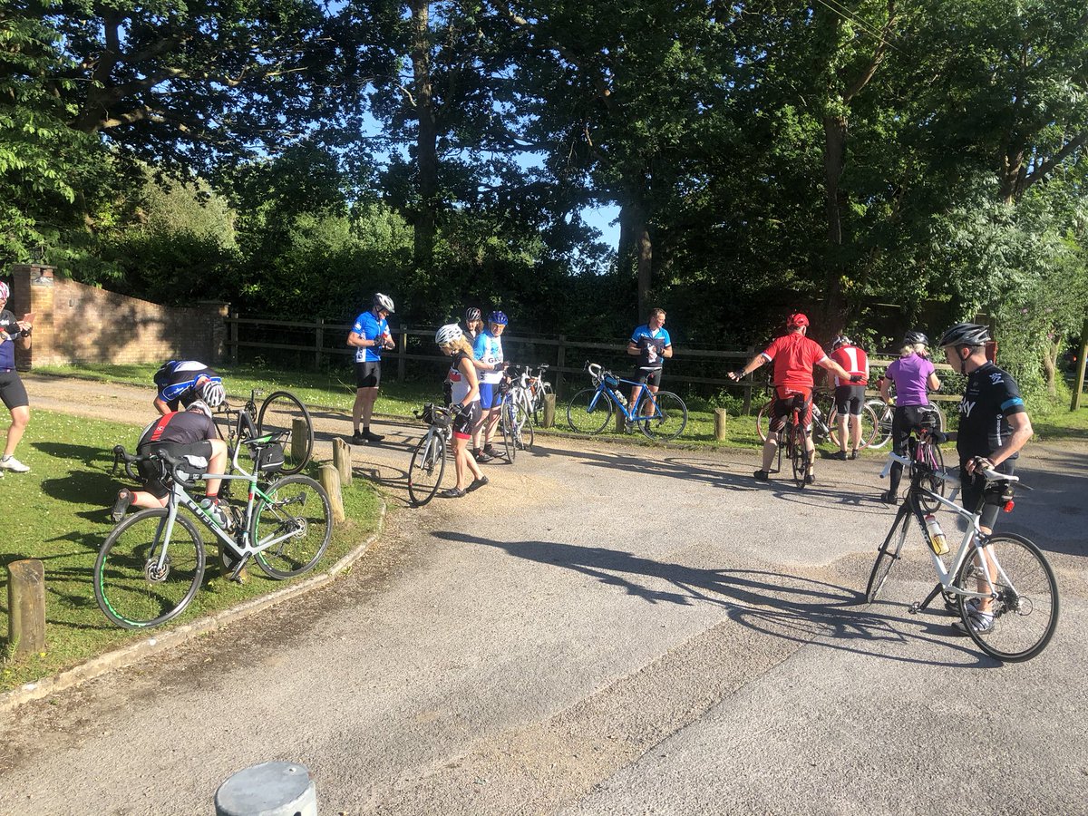 VeryRustyDub's tweet image. Almost there and another puncture #IOW110