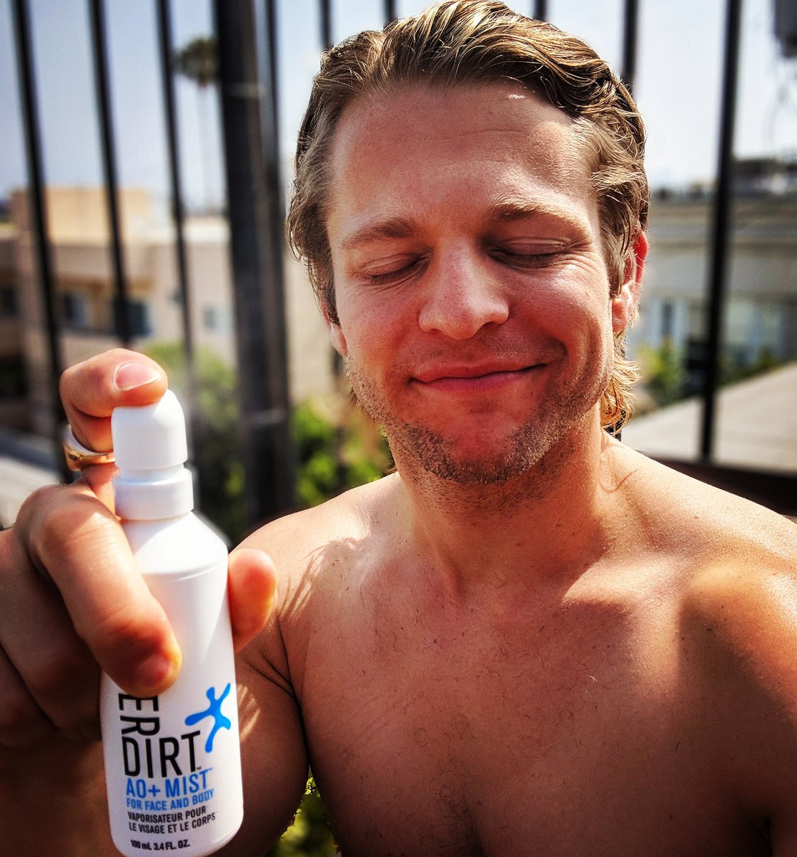 ChaseRColeman's tweet photo. Loving my AO + Mist @motherdirt product! Nothing like a good ol' mist in the mornin'!
#RockOn #MotherDirt #MotherDirtProducts #Face #FaceProduct #FaceProducts #AoMist #ThirstyThursday #ThursdayThoughts #ThankfulThursday #ThoughtfulThursday https://t.co/wpRwztnatB