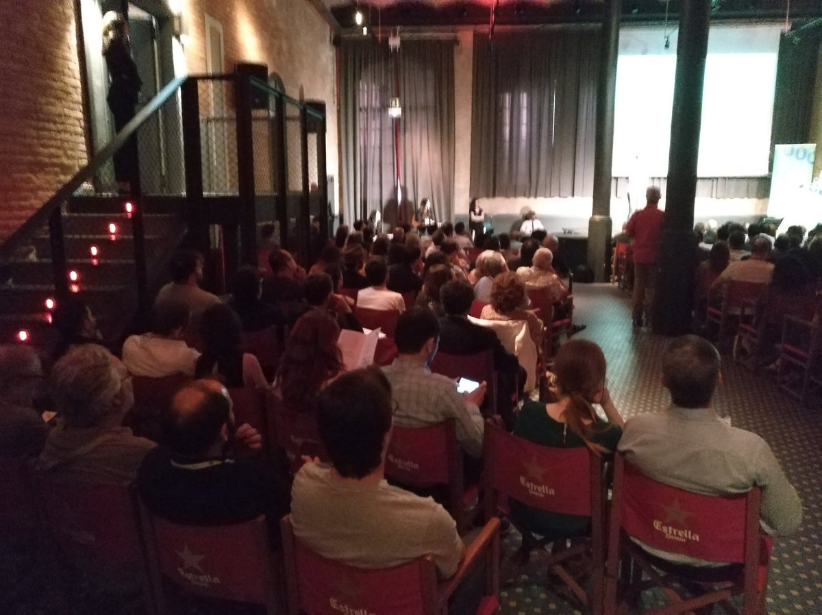 rupermui's tweet photo. 6a. edició de l'#SpinUOC amb l'auditori ple. A la @UOCuniversitat construïm coneixement entre tota la comunitat. #emprenedoria #hubbikUOC https://t.co/CoDD4P0Ob6