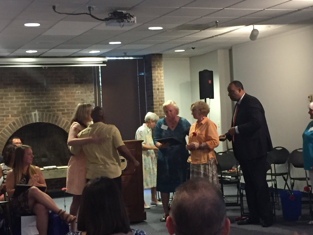 Dawn Peake tweet media