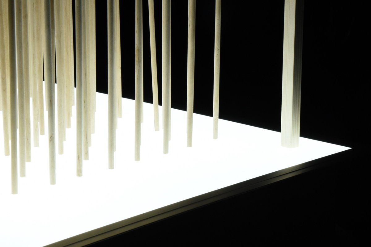 naomi_y_lea's tweet photo. What I appreciate the most in my current prototype is the visual rhythm in the pendulum array, and eventually, breaking it.
#machinetheatre #systemsart #interactive #workinprogress @ialab #DfPI https://t.co/pJmgCGFIN2