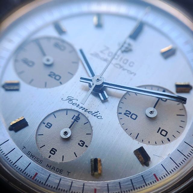 analogshift's tweet photo. Hermetic. Wonder what that means? Check the link in bio!
.
.
.
.
#zodiac #vintagezodiac #zodiachron #hermetic #linendial #ghostbezel #womw #nyc #lighting #photography #watchpassion #watchfam #watchmania #watchaddict #menstyle #watchoftheday #watchesofinstagram #picoftheday β¦ https://t.co/RbOMonI7CA