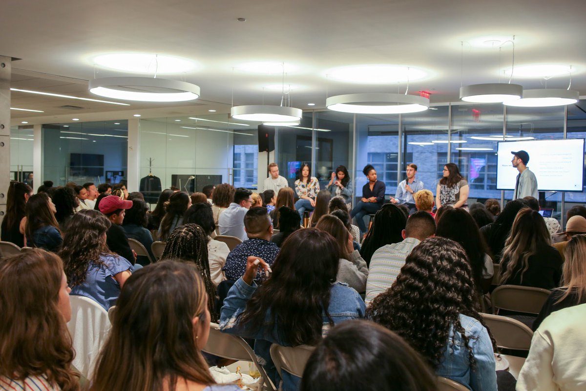 MAIP's tweet photo. Last week, our New York #MAIP2018 Fellows explored tools to build customer-centered campaigns.
Our fellows were all in for their lessons on UX, career building, and AI. Thanks @SR_ for hosting #MAIPLabs!
πΈ: @jojokimmm https://t.co/jP4fpUbv1A