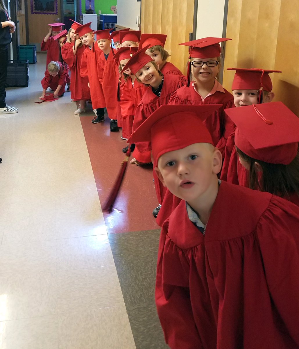 Newby Elementary #preschoolers line up to parade into the classroom for their #graduation ceremony today! #ECE #PublicPreschool #ECEmatters #earlyed #EarlyLearning