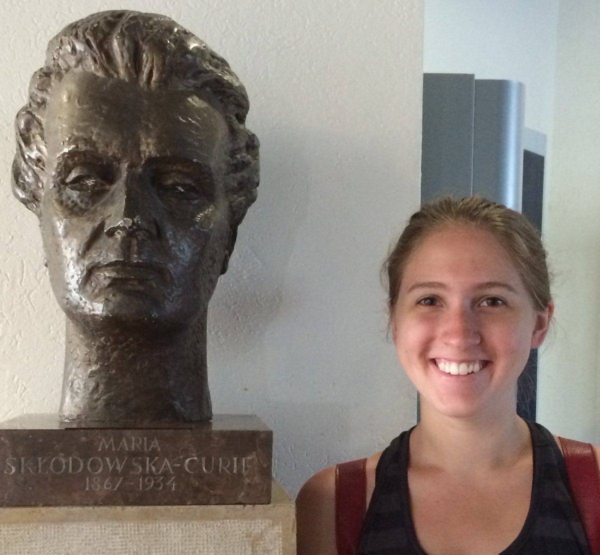 athscicafe's tweet image. It's time for another #MeetUsMonday! Meet Morgan Ashcraft, current #AthensScienceCafé programming board member and PhD student in UGA's PBS department. When she's not studying or causing mayhem in the lab, she likes to spend time with friends or with her two 🐱s