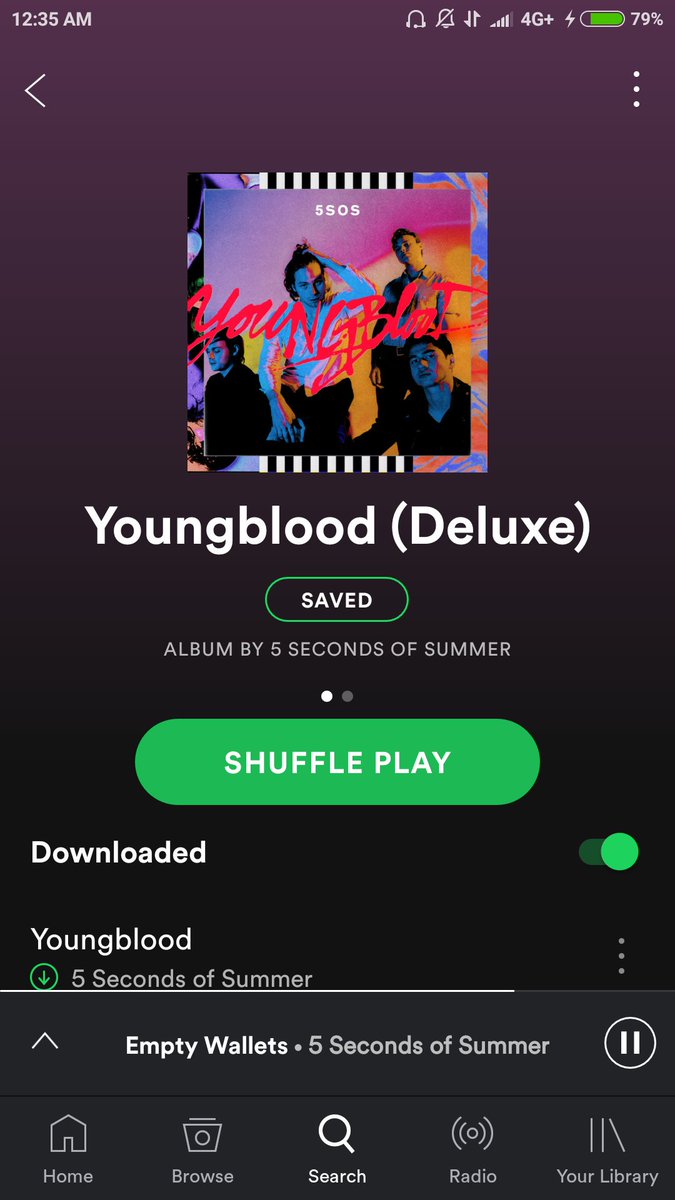 _5SOSFrance's tweet photo. L'album #Youngblood est disponible sur toutes les plateformes en France ! Avez vous écoutez l'album ? Qu'en avez vous pensez ? Une chanson fav !? https://t.co/AHI6UtlLjD