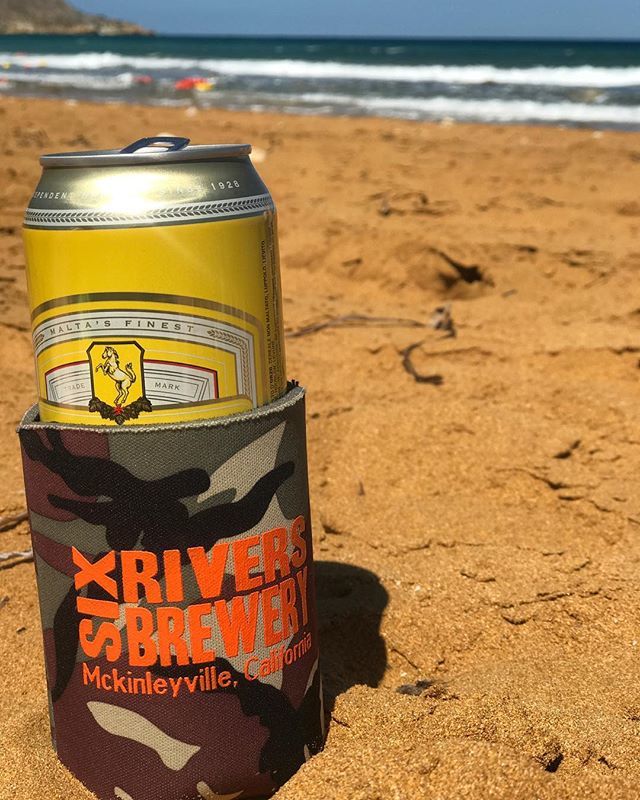 SixRiversBrew's tweet photo. On the orange sands of Malta.. .
.
.
#sixriversbrewery #travelingkoozie #orangesand #malta #maltesebeer #cisk #ciskbeer #travel #travelandbeer #beerandtravel #beer #beerlover #beachday #getoutside https://t.co/HsS9OJyZcs https://t.co/YhEBUSfZPm