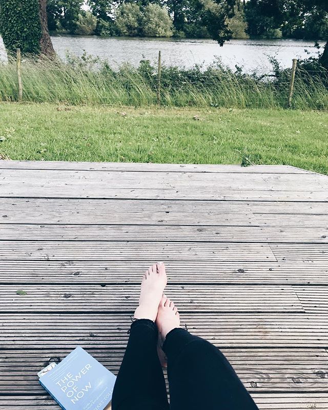 deborahpanesar's tweet image. Birthdays don’t come much better than this. A secret log cabin by a reservoir? @mrpanesardesign you’ve really out done yourself! Have a nosey through my Insta Stories to see a sneak peek of our amazing @airbnb ⛰
•
•
•
#vscocam #pursuepretty #liveslow… ift.tt/2JEr33G