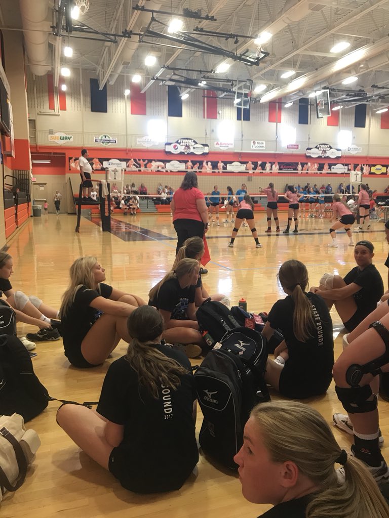 We’re here at the Breakdown Sports Summer Showcase ready to play. We take on Underwood and Cleveland. Ready to be back on the court! #govikings 🏐💙