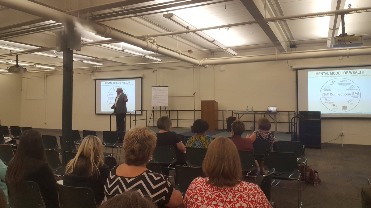 JennaLeaMac's tweet photo. Today in ACS District - A Framework for Understanding Poverty https://t.co/4wZSOmnmYB