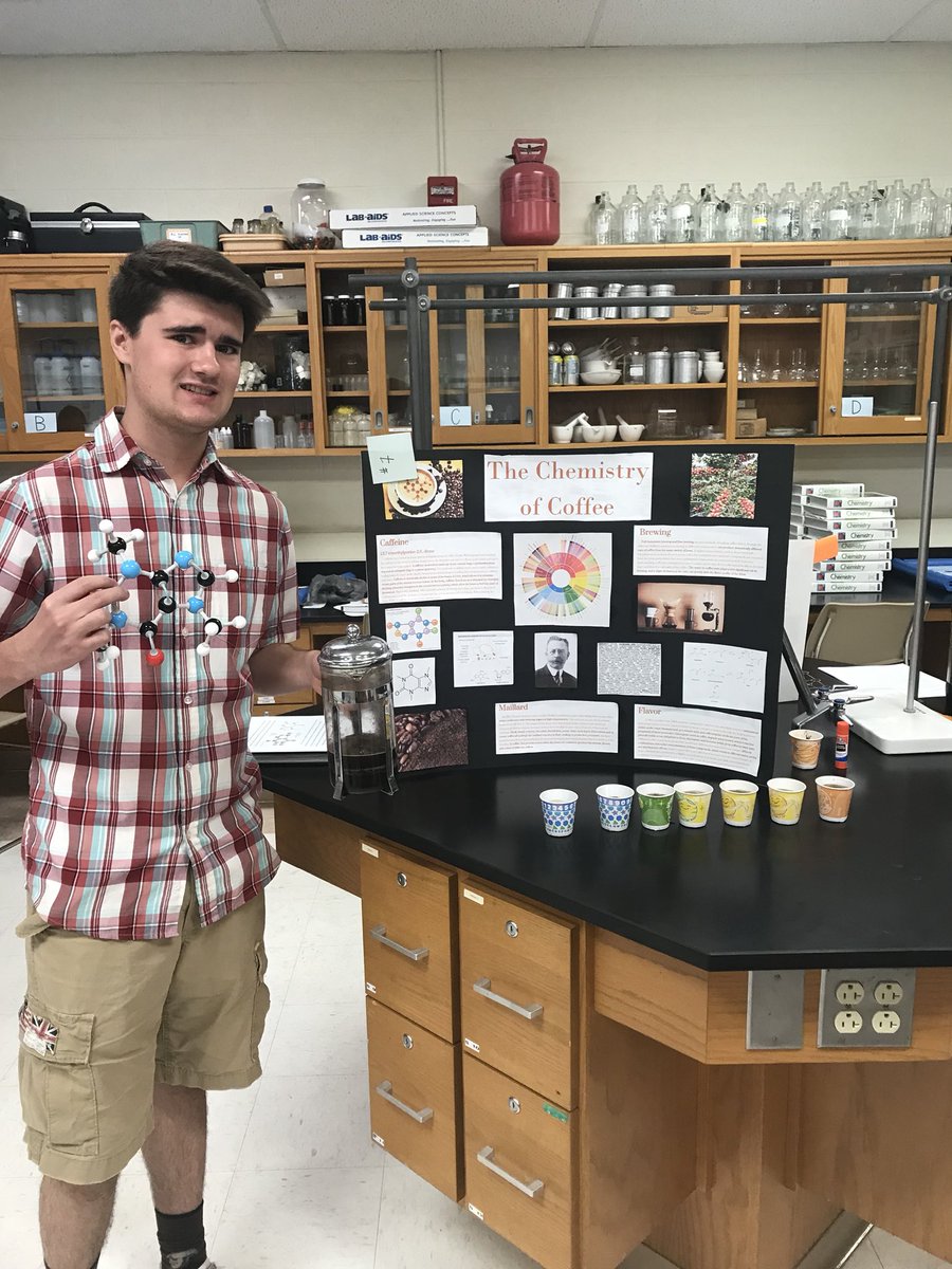 callenchemistry's tweet image. Going to miss my AP chem kids #finalprojects #hopewellvalleyCHS