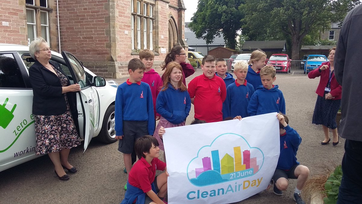 Crown Primary tweet media