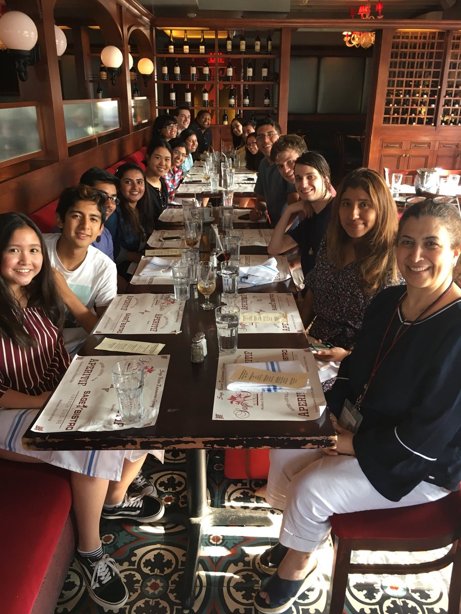 maestrofpm's tweet photo. Romance Language Club field trip to Apéritif in Rockville Centre. Bon appétit! https://t.co/kEeKvOPukE