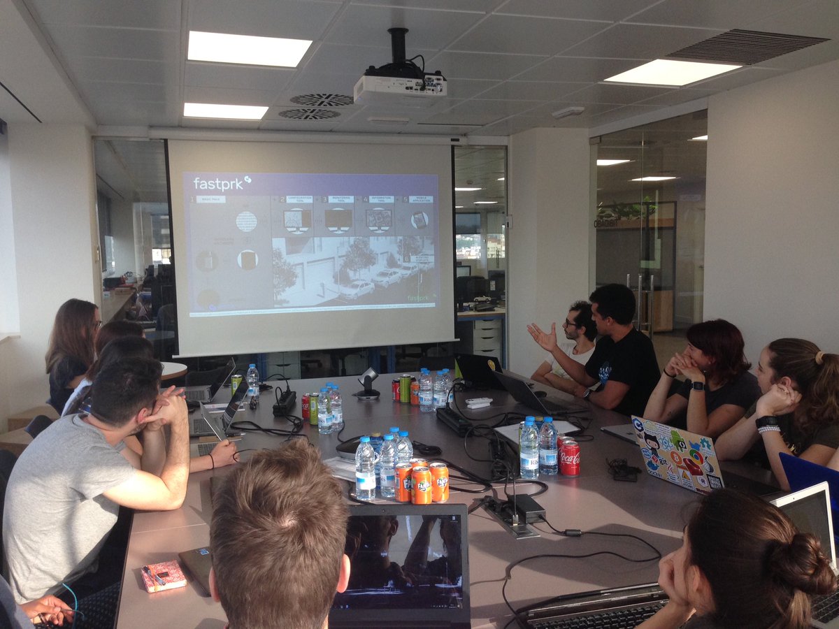 PyLadiesBCN's tweet photo. Learning a lot about Pandas and Matplotlib at our June meetup with @Worldsensing :) https://t.co/LCvKN8IwZR