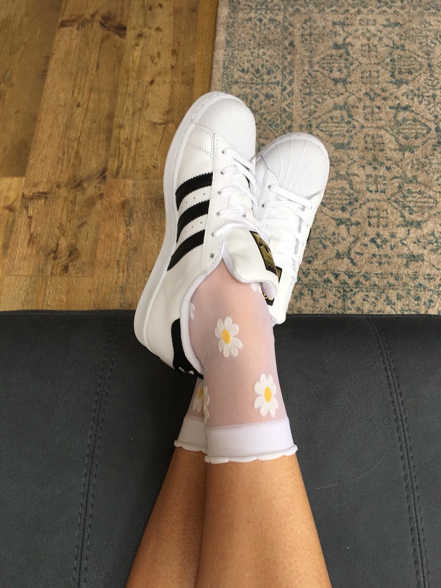 EssexeeLegs's tweet photo. Perfect Leg Avenue ankle socks featuring daisy design. 
Shop now: https://t.co/CVeQIJq1cq
#daisysocks #daisyanklesocks #daisyanklet #daisyanklets #legavenuedaisyanklets #legavenuesocks #daisydesignsocks #daisydesignanklets #legavenue #essexeelegs #essexylegs #essexeelegs1 https://t.co/LEr0dB4bSk