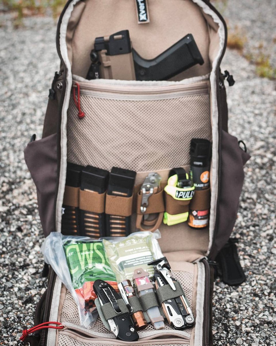activityusa's tweet photo. Stoked to be a part of the new Mak Bands by @vertx - The best way to organize tools, medical and other EDC items in your Vertx bag. Velcro backed so you can stick them anywhere that has soft loop. Check them out!

https://t.co/ouA752rh24

#activitygroup #activityusa #tactical https://t.co/ANUxhQOisq