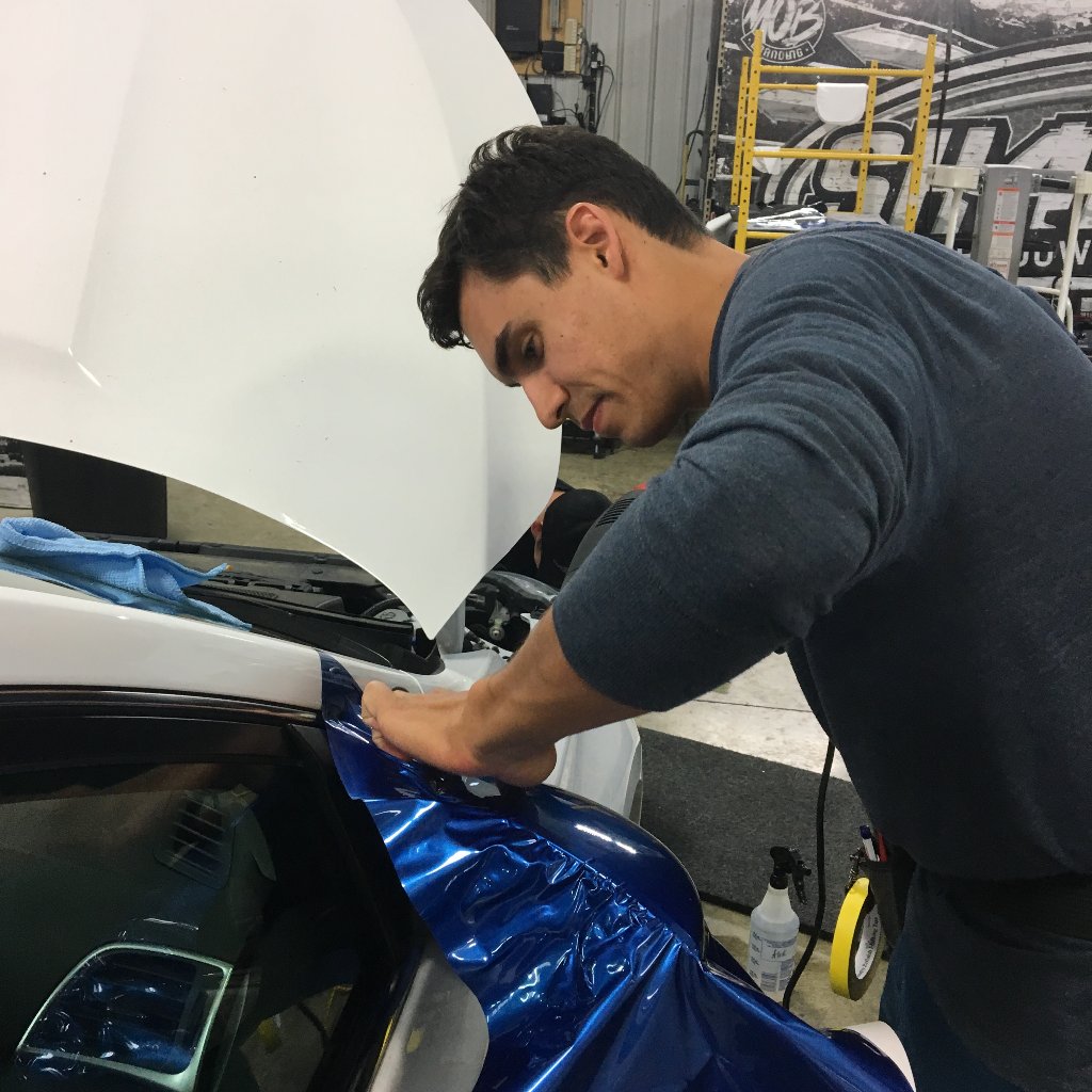 orafolwraps's tweet photo. Thanks to @shadow_graphix today for hosting the Advanced Wrap Academy portion of the ORAFOL Vehicle Wrap Certification. Learning today certification tomorrow. #ORAFOLcertified #ORAFOLcertifiedinstaller #CertifiedWrapInstaller #vehiclewraps https://t.co/89ynXr59OX