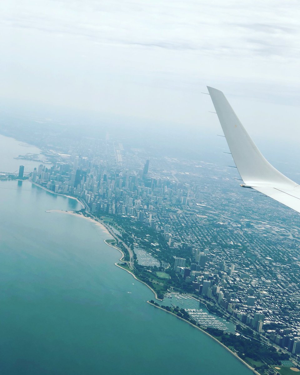 PoundingGrapes's tweet photo. We have arrived - it’s hard to find a place neither one of us have been to so this should be fun! 😊
#minivac #wine #winelover #Chicago https://t.co/YsEFiPRqxW