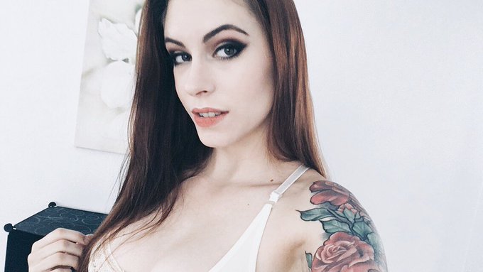 💋 https://t.co/kTHooqVGwI