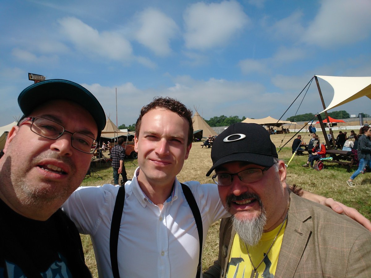 We're back from #DL2018 and live on air now with loads of new music <a href="/TremontiProject/">TREMONTI</a> <a href="/Halestorm/">Halestorm</a> <a href="/MassiveWagons/">Massive Wagons</a> @SirenFM