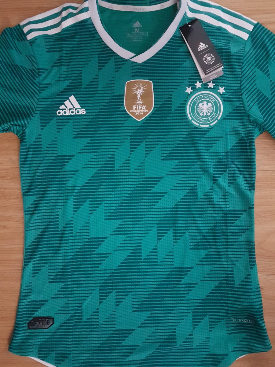 LegacyGear501's tweet image. COMPETITION: 501 are giving away an authentic German away player version shirt to one lucky follower worth £99.99.

To be in with a chance of winning follow us &amp;amp; RT this tweet. 

#WorldCup #WorldCupRussia
#Russia2018 #Germany #WorldCupShirts #Football #Competition