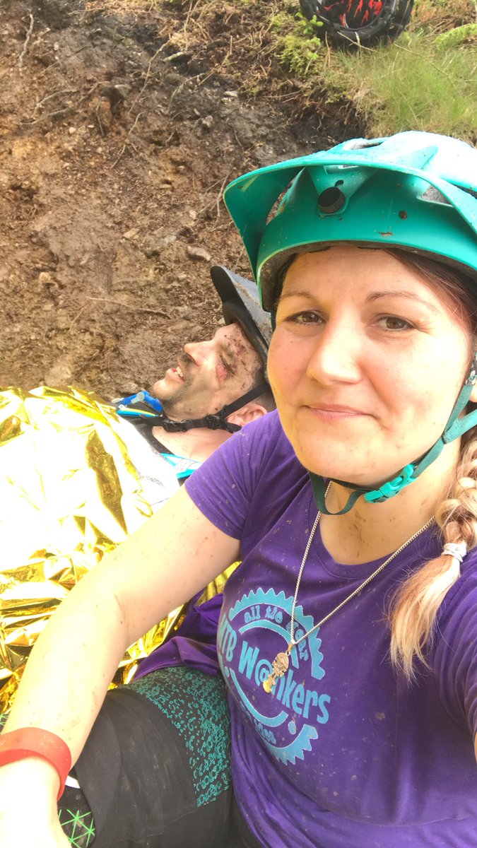 picklepoo's tweet photo. My fav pic from #MTBMeetup18 because “what a bellend”! Also, because so many people stepped up to help. Y’all are decent folk. https://t.co/BNZpiOOlqL