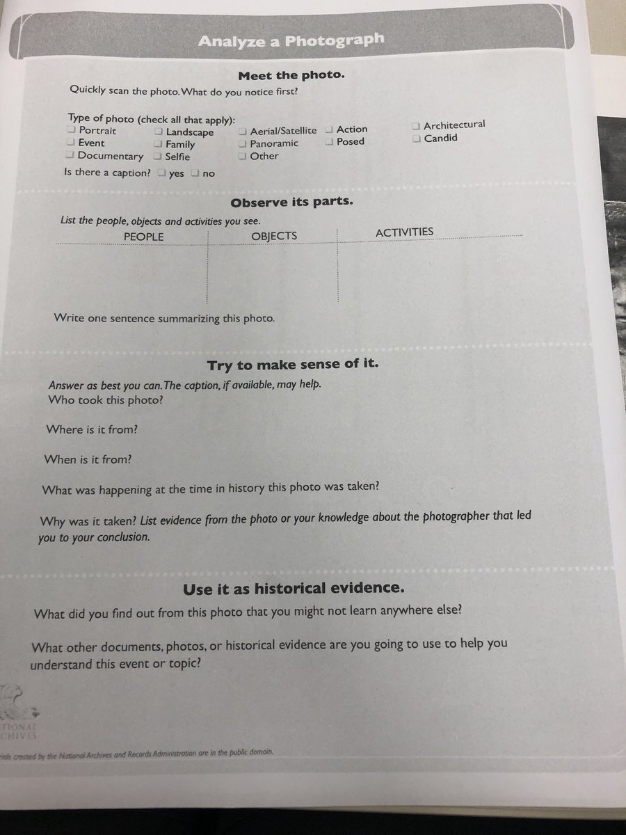 5thGrade_Busby's tweet photo. Using primary sources in the classroom... How do you engage students in events from the past and help them gain a better understanding? Many great ideas at #AL200Mobile #alabamabicentennial @al200 https://t.co/OpzCGcwDSc