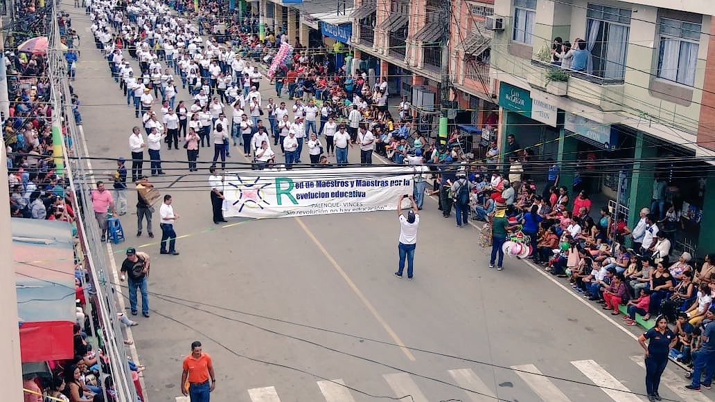 RedMaestrxsZ5's tweet photo. #Vinces En sus 173 años de Vida Política, la #MareaBlanca de @RedMaestrxsZ5 saluda a este rincón del Ecuador...
@josemunoz816 - Coordinador https://t.co/EY0QcZO4fg