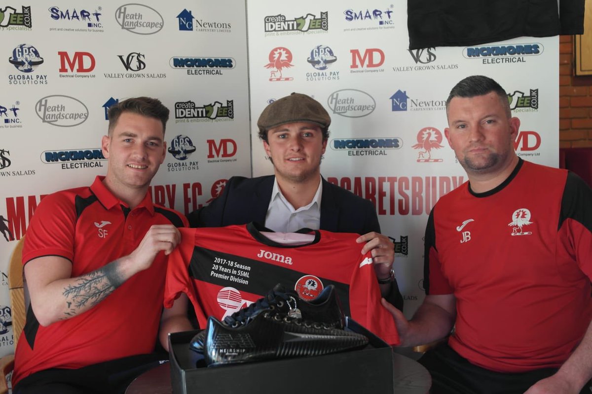 Connor Scully (23) has joined from local rivals Hoddesdon Town for the 2018/19 campaign Scully was a stand out player in the SSML last year he netted 20 goals in all competitions 🔴⚫️