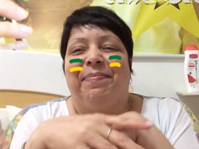 obrienuggett's tweet photo. briga entre brasileiros e portugueses na tela https://t.co/D6YDezVsLs