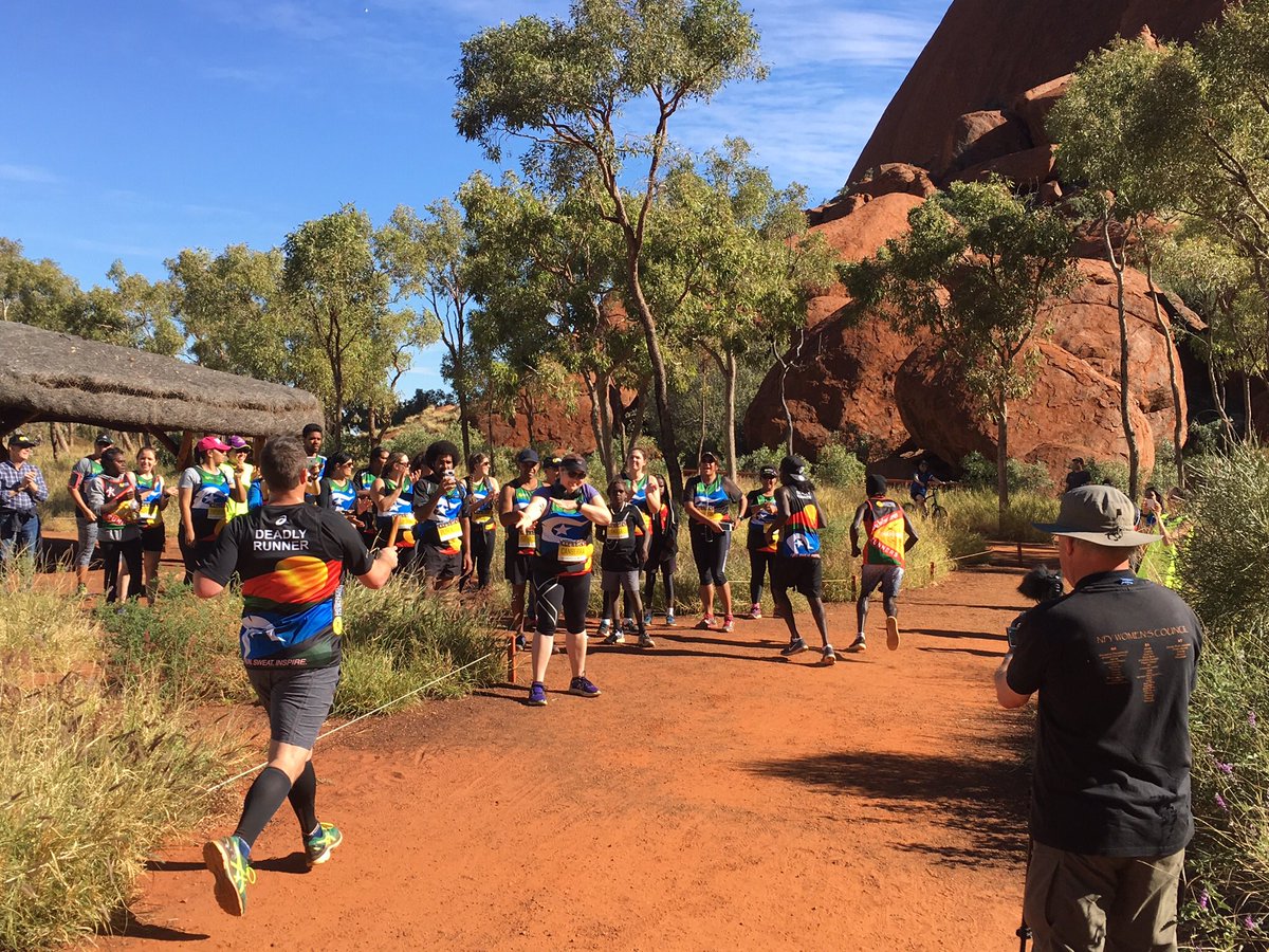 deek207's tweet image. Big weekend at Uluru with 7th Annual Deadly Fun Run Champs, record 160 Indig runners, 17 communities across Aust #runsweatinspire @IndigMaraProjct