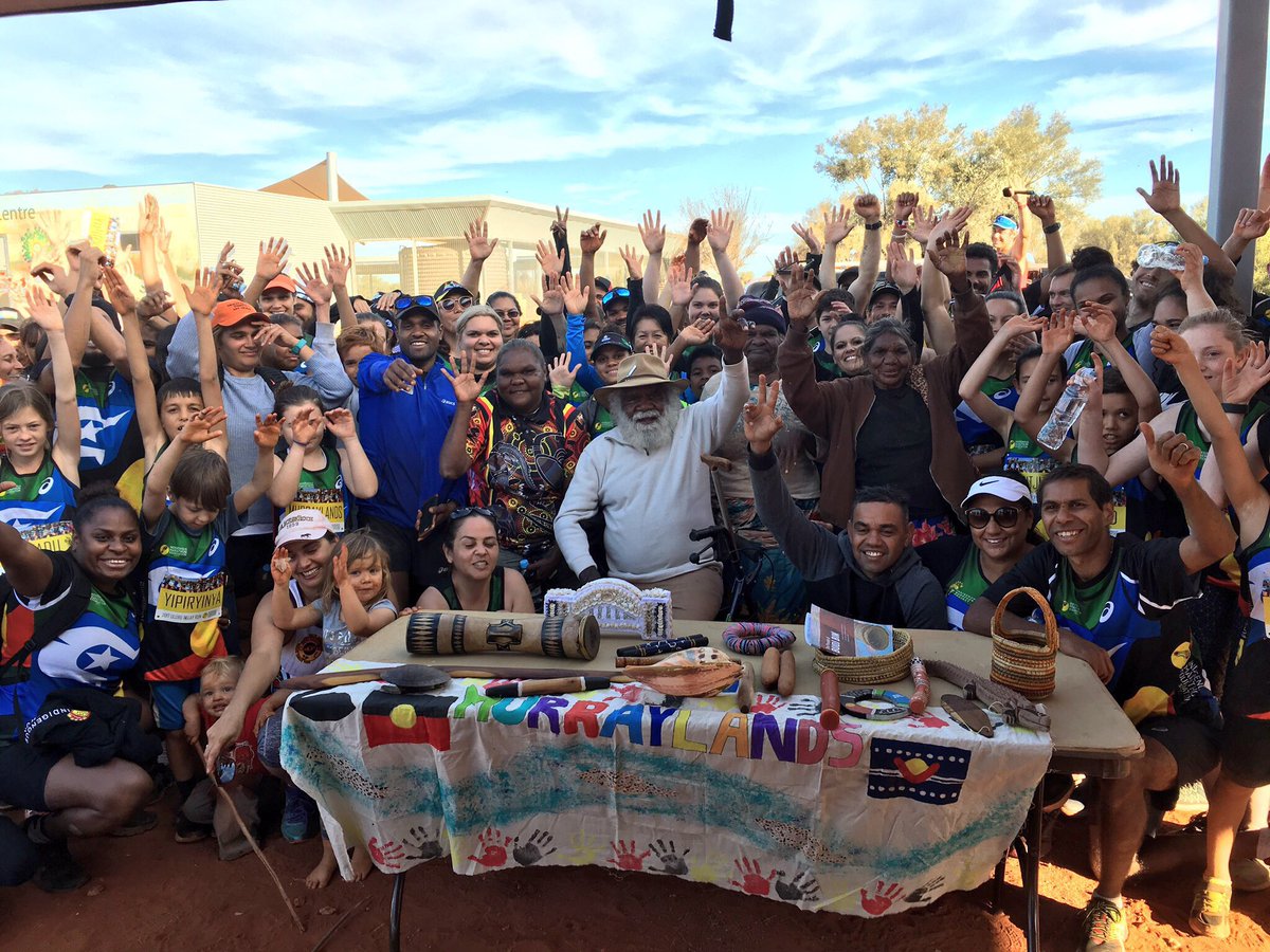 deek207's tweet image. Big weekend at Uluru with 7th Annual Deadly Fun Run Champs, record 160 Indig runners, 17 communities across Aust #runsweatinspire @IndigMaraProjct