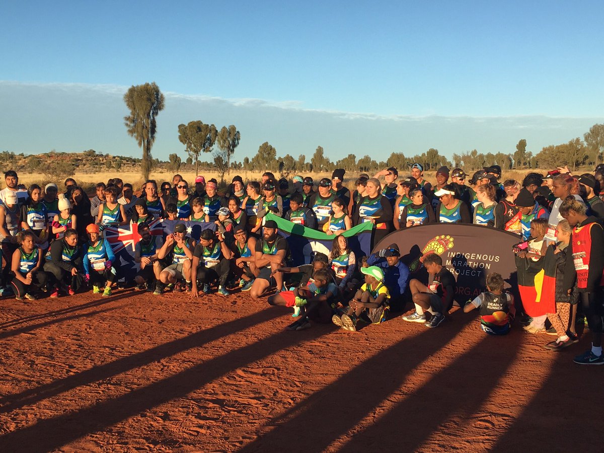 deek207's tweet image. Big weekend at Uluru with 7th Annual Deadly Fun Run Champs, record 160 Indig runners, 17 communities across Aust #runsweatinspire @IndigMaraProjct