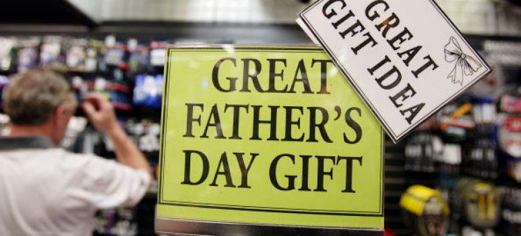 ValSmallBiz's tweet image. [from @MyTotalRetail ] All Dad Wants for Father’s Day is a Good Deal by Curtis Tingle, CMO-Valassis. ow.ly/beNC30kv8aV