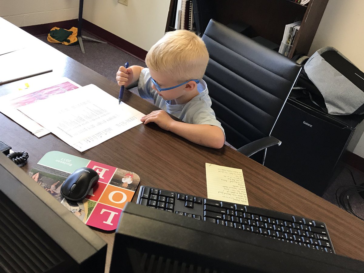 FPUathletics's tweet photo. Well, if @FPURavensAD is ever busy.... looks like we'll still be in good hands with Boden Burleson!! #ADinTraining https://t.co/Aa11YzUaZ2
