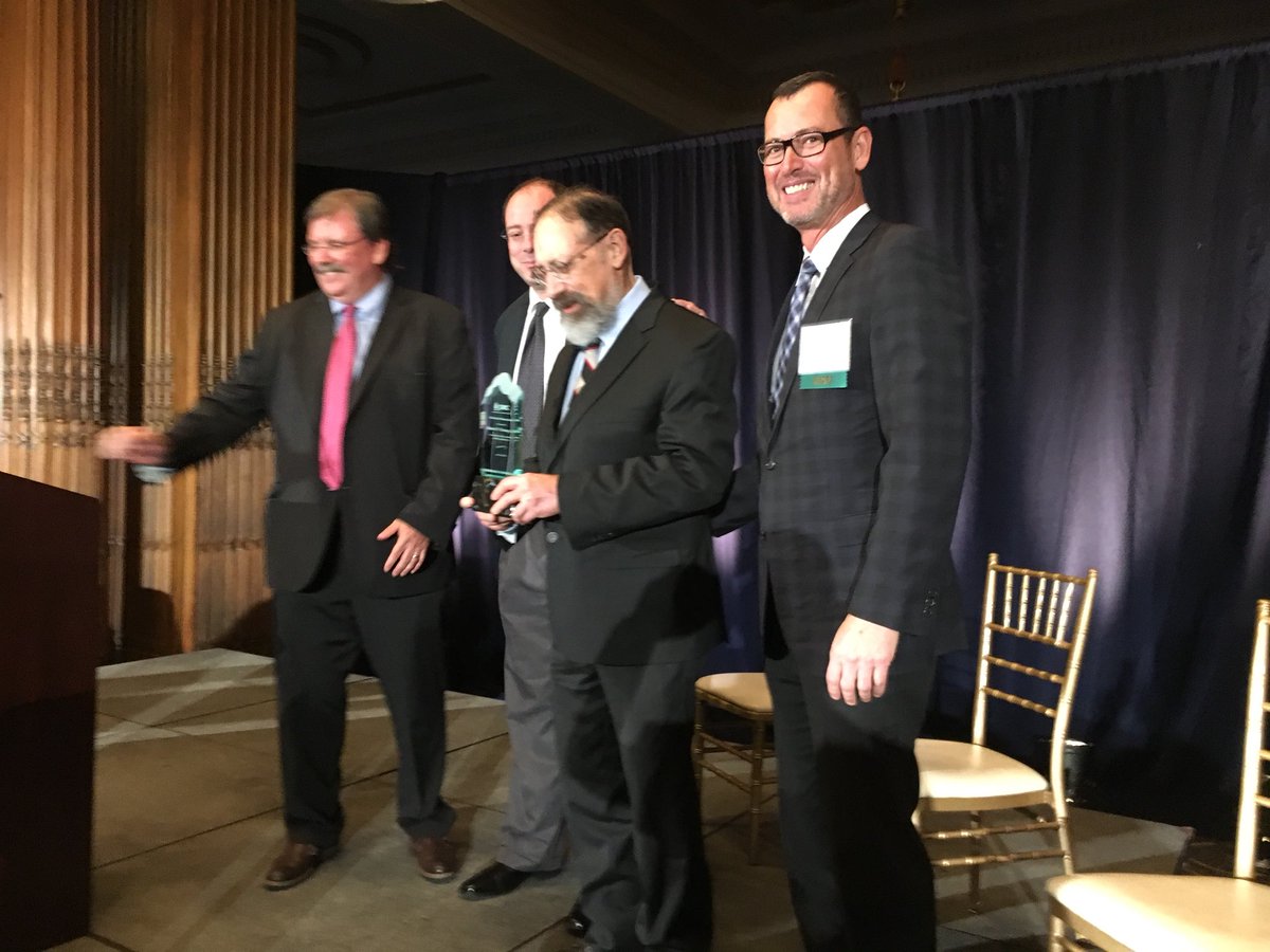 PECPA's tweet photo. Standing ovation for Bob Thomas as he accepts the Winsor Award #PECdinner2018 https://t.co/LTMYdGmLid