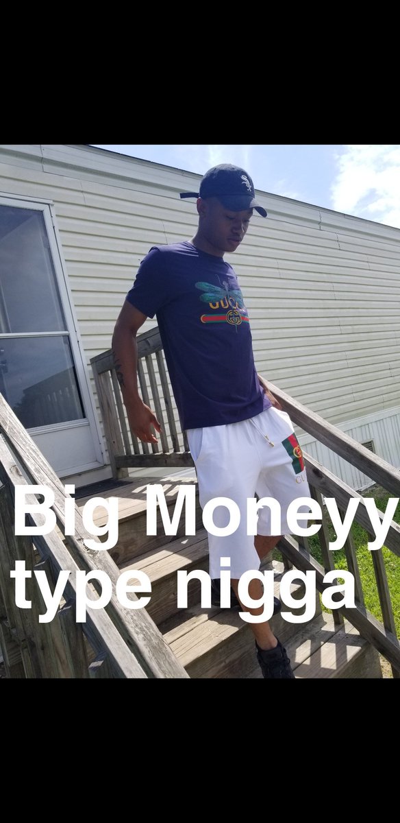 FairMurda's tweet photo. Big 20 and been a boss https://t.co/MA64HobZow