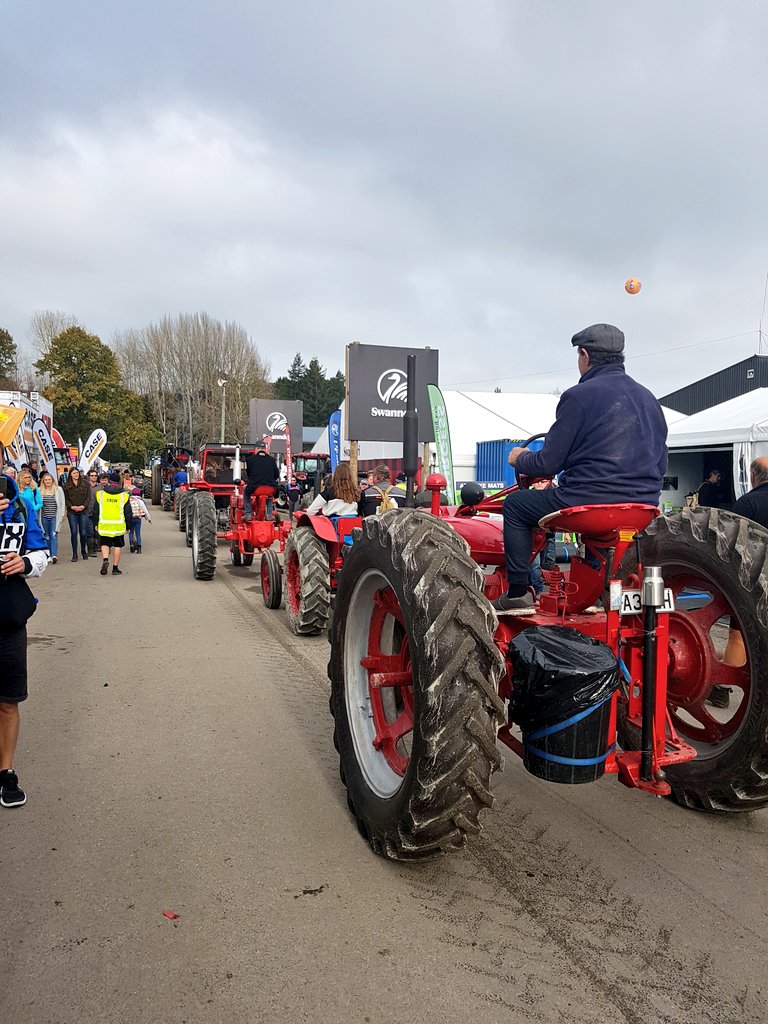 OnSideTec's tweet photo. #Fieldays2018 day 3! 
Busy busy!!! The Innovation center area is pumping. Come and say hi and check out the other awesome companies who surround us. https://t.co/zFHiNFzrXn