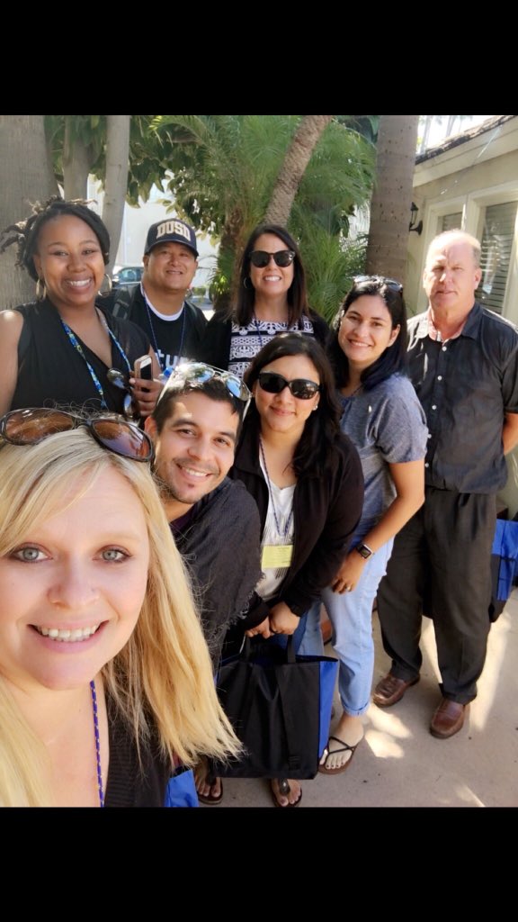 cl24chap's tweet photo. One Team - One Family #thisisAVID #si18 https://t.co/5OJJIlsPtE