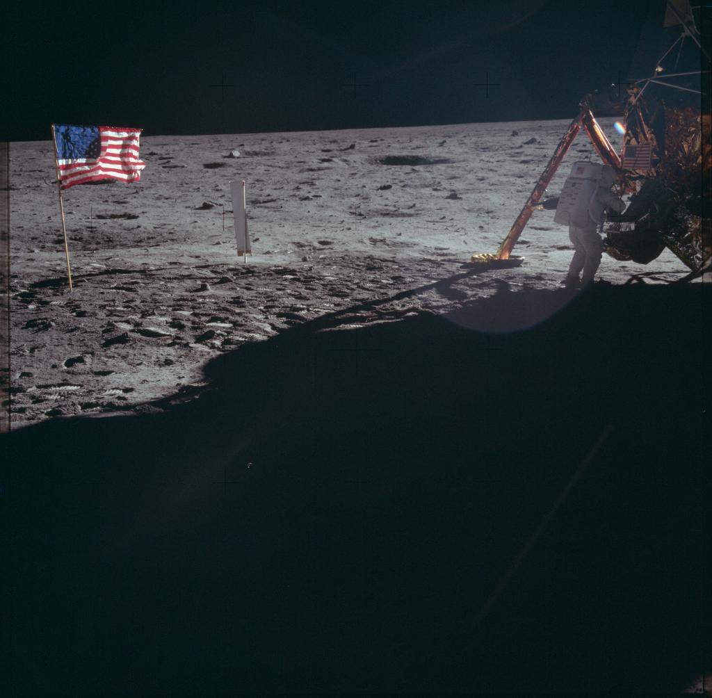 NASAGoddardPix's tweet photo. Happy #FlagDay! 🇺🇸 What better way to celebrate than by sharing some of our favorite flag images from the Apollo Moon mission? https://t.co/MJ2P2D9kQo https://t.co/PsDtBT2WUG