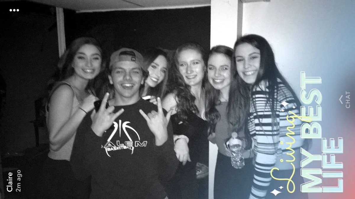 gabby25m's tweet photo. Happy birthday Tyler I'm so happy we've been friends since 7th grade hope u have a great day🎉💗🤑 @Tylerjusticee https://t.co/vZZCUaAJRg