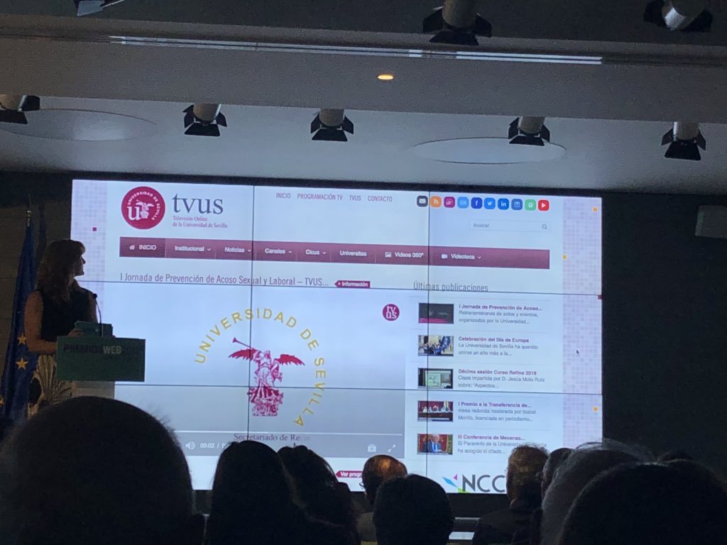 carlosfrabog's tweet photo. La @unisevilla es ganadora de los #PremiosWeb2018 de @abcdesevilla a la categoría de mejor Web institucional con #RadioUS https://t.co/FUTABwYzAv y a la web favorita de los votantes #tvUS https://t.co/vn0WayNWlY https://t.co/oe6pJTVbX5
