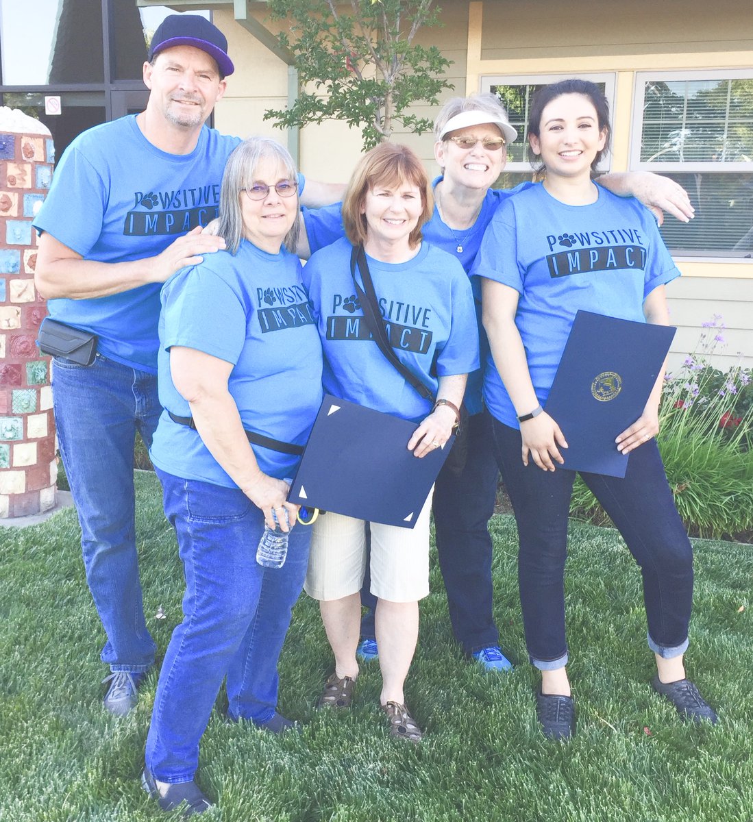 PawsitiveImpCa's tweet photo. Our new Tuesday Crew, at River Oak Center for Children. This week was our first week with the kids and dogs, working together. #dogsmakeeverythingbetter https://t.co/u9TCB322Oj
