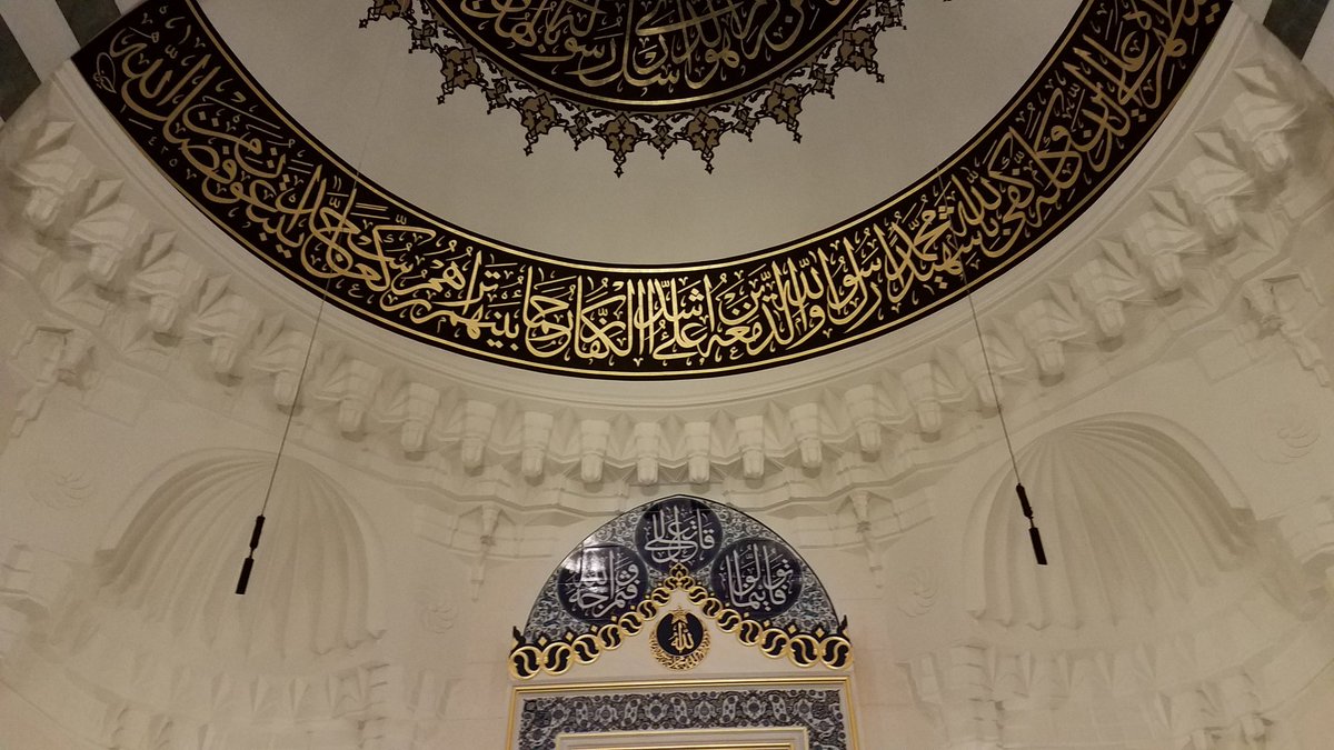 Mirza59Mirza's tweet photo. Last night for taraweeh prayer https://t.co/apVI5ALqOW